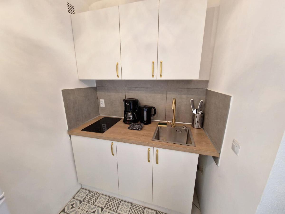 GregBnb-com - T2 Design 30m² - Ouest Toulon Exterior foto